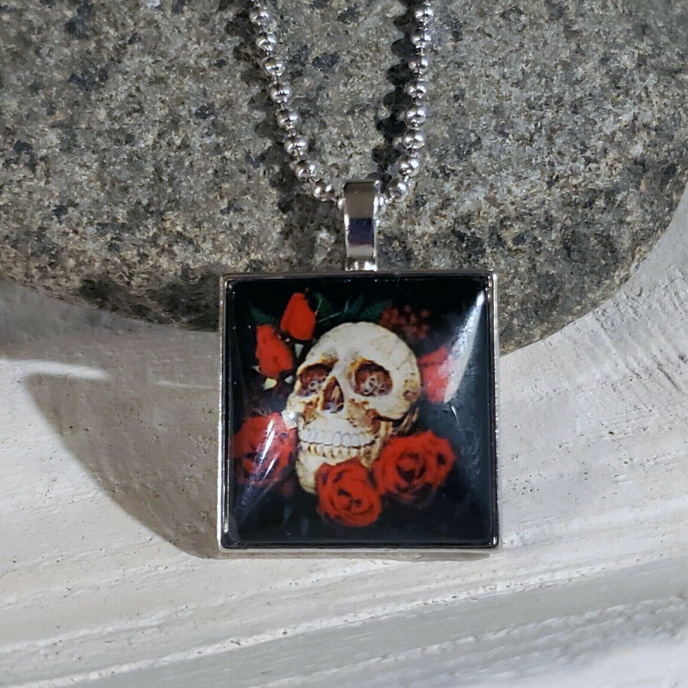Hand Crafted Edgy Goth Skull Red Roses on Black Glass Cabochon Pendant Necklace - Picture 3 of 4